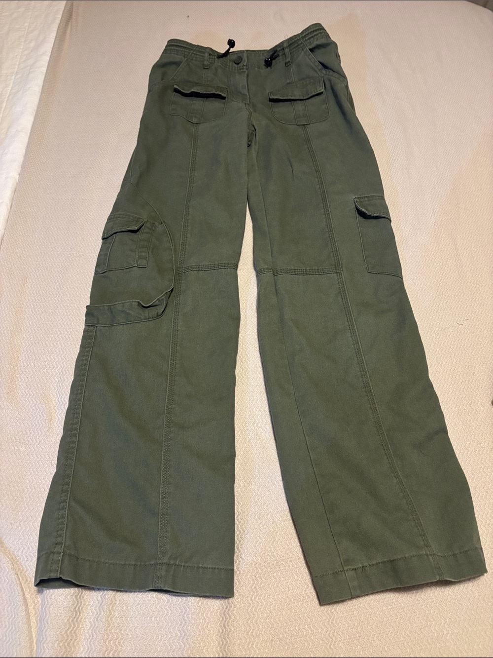 Brandy Melville Olive Green Cargo Pants
